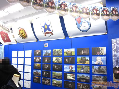 場面写や設定資料の展示